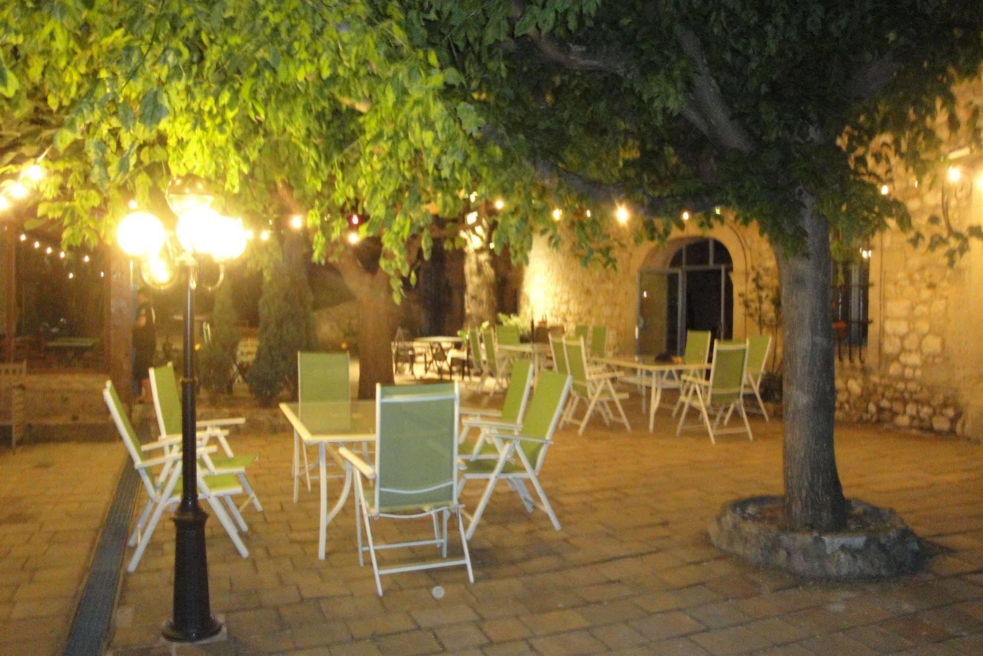 Le Mas De Valaurie Exterior photo